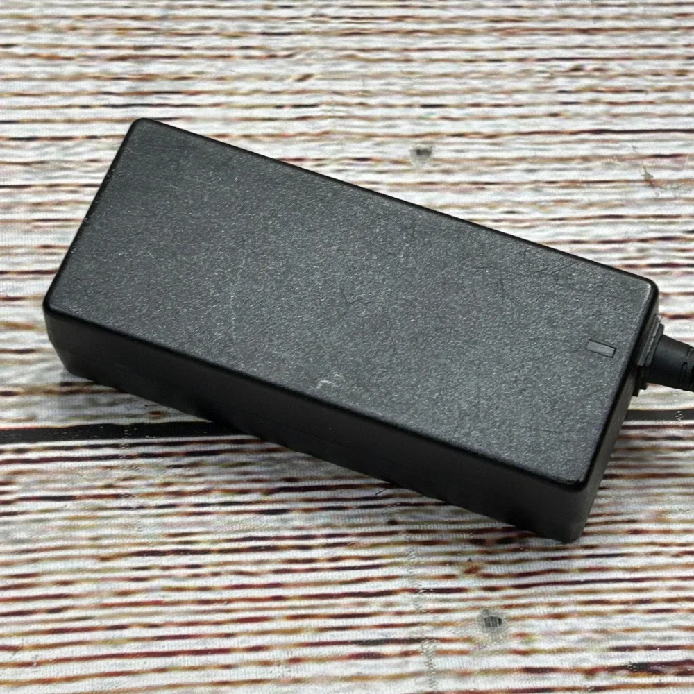 Dell genuine 65w